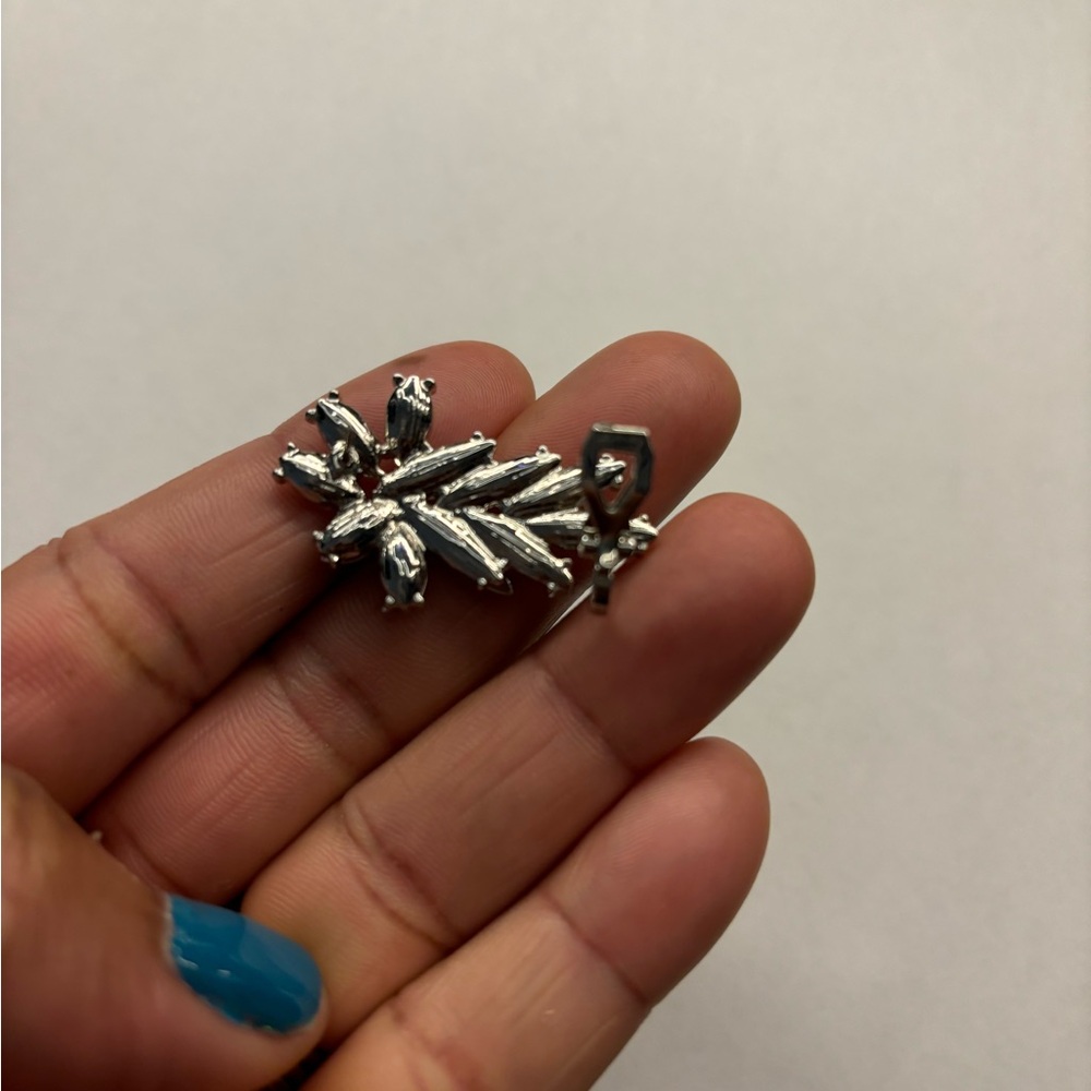 Silver Earring Cuff - Picture 2 of 5